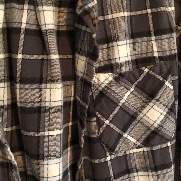Brandy Melville Plaid Shirt - Picture 3 of 5